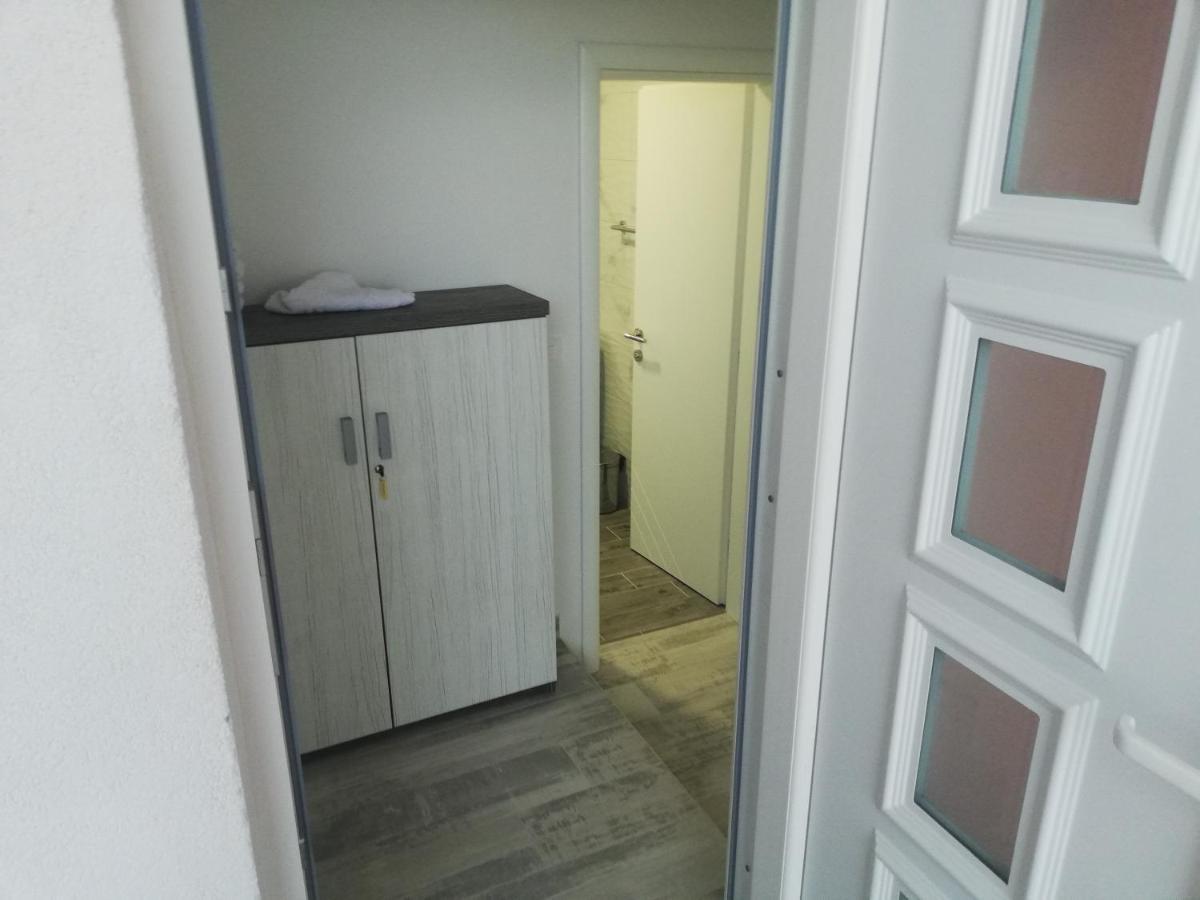Apartments Villa Ravlić Makarska Esterno foto