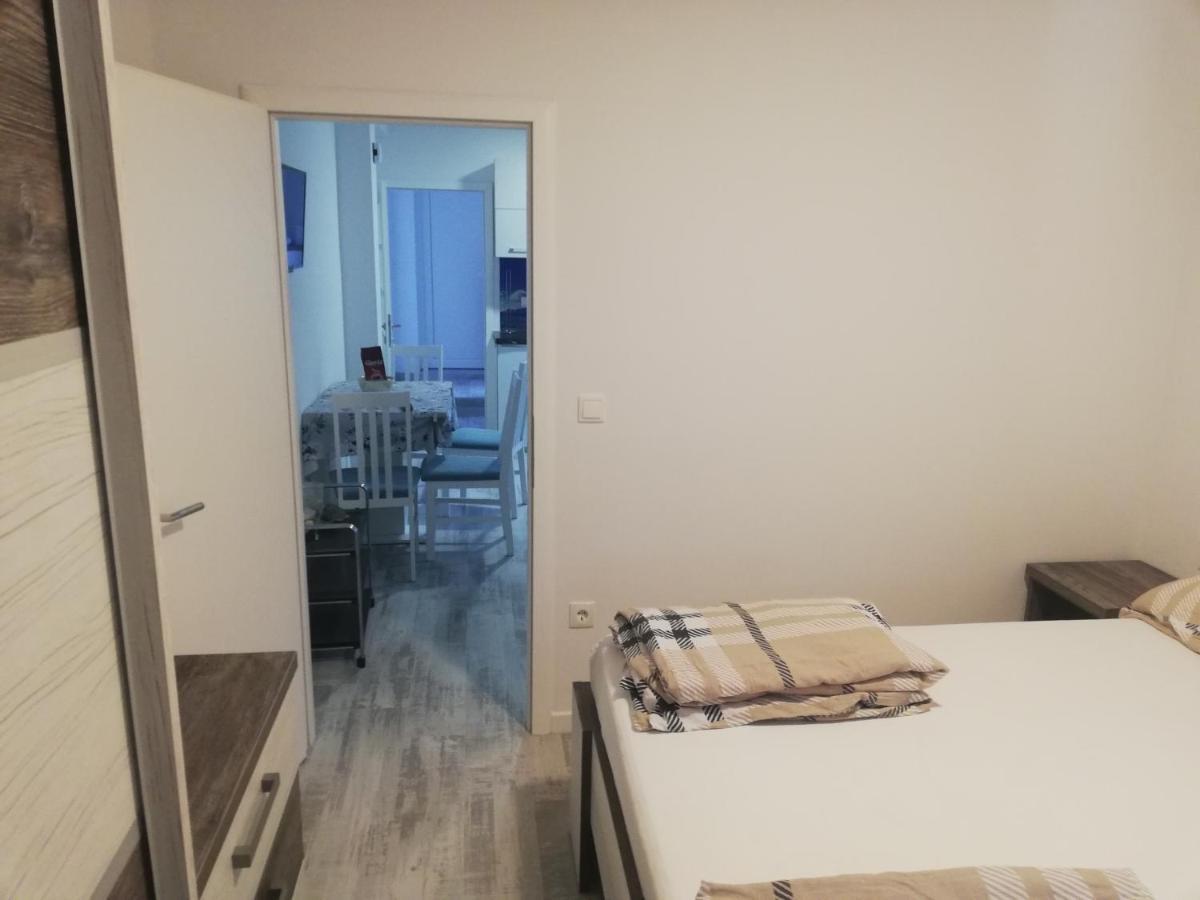 Apartments Villa Ravlić Makarska Esterno foto