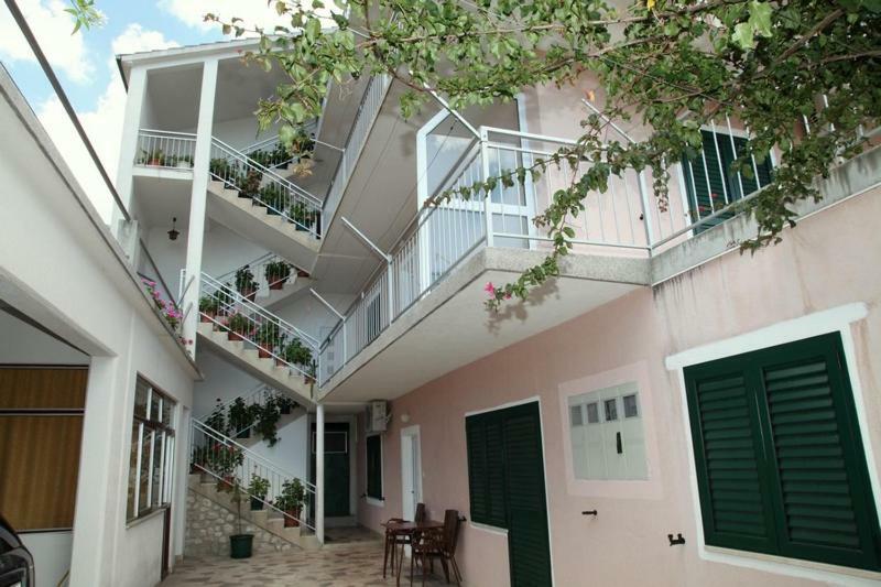 Apartments Villa Ravlić Makarska Esterno foto