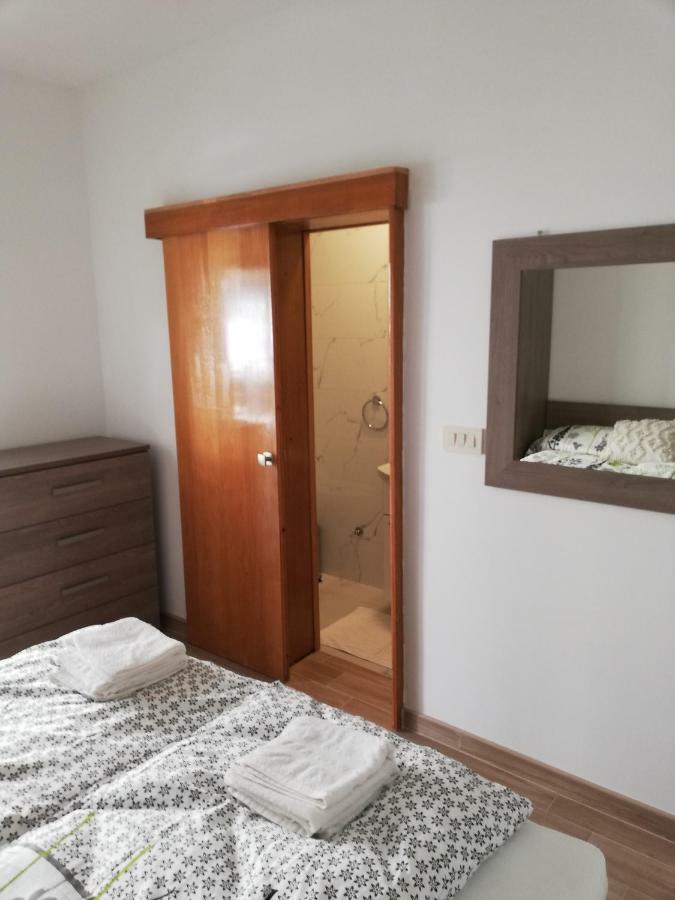 Apartments Villa Ravlić Makarska Esterno foto