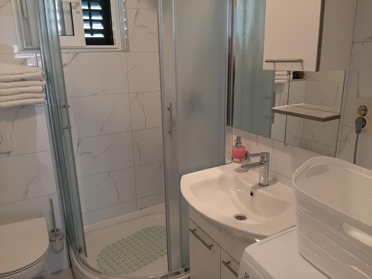 Apartments Villa Ravlić Makarska Esterno foto