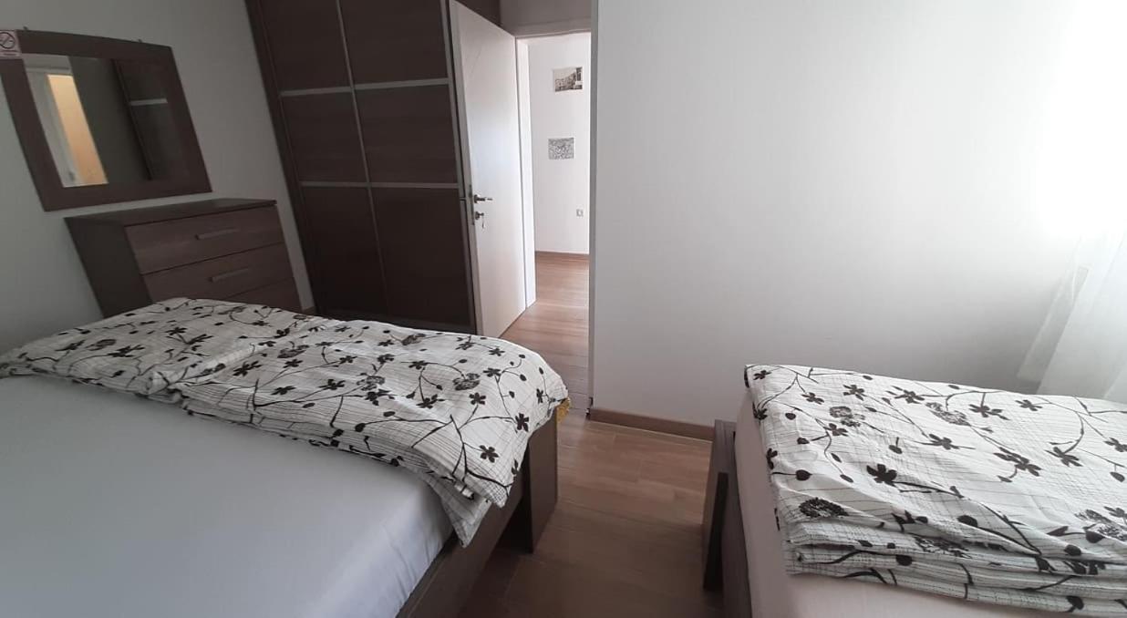 Apartments Villa Ravlić Makarska Esterno foto